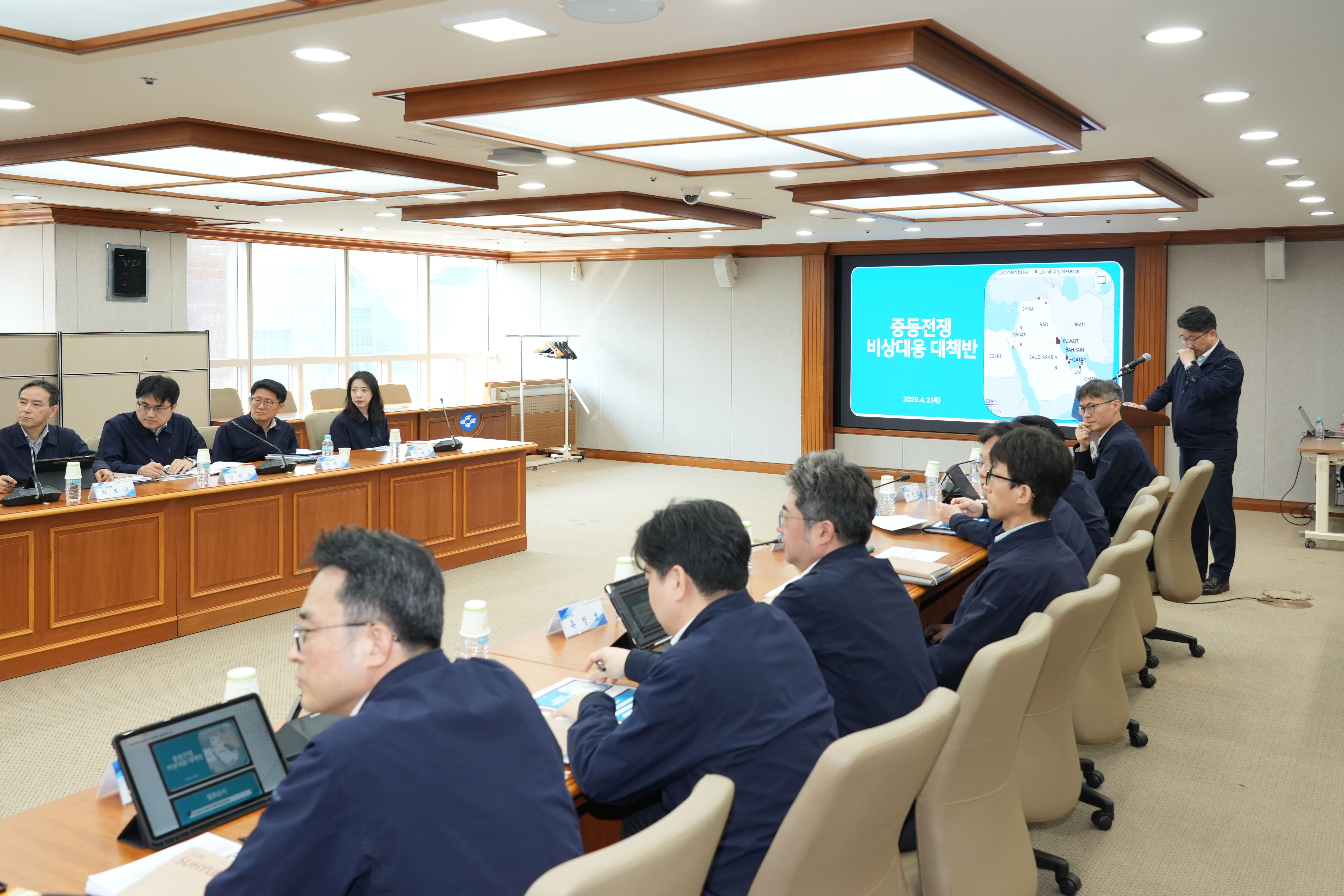 20260402 중동전쟁 비상대응 대책반 회의 (3).jpg 첨부 이미지
